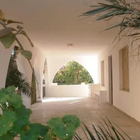 Family House By The Sea La Caletta