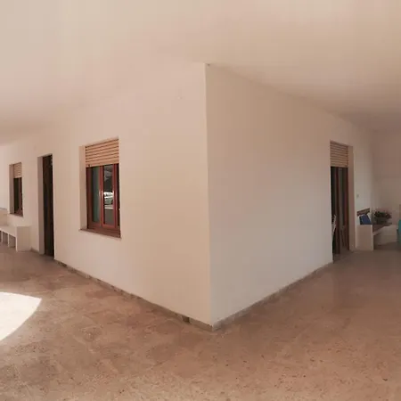 Family House By The Sea La Caletta
