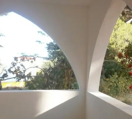 Apartment Family House By The Sea La Caletta